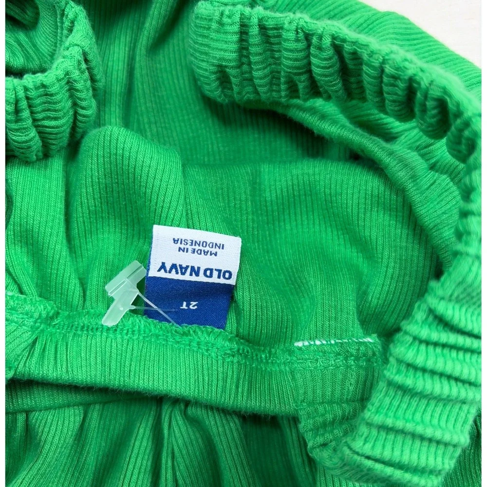 Old Navy Toddler Girls Green Ribbed Knit Sleeveless Snap Bottom Romper 2T